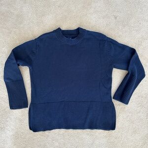 GAP sweater
